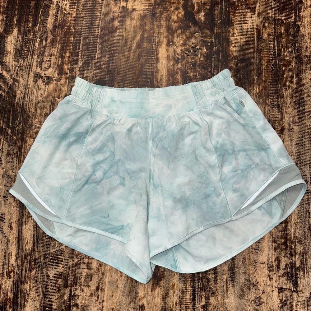 Lululemon Athletica 4” Blue Athletic Hotty Hot Shorts